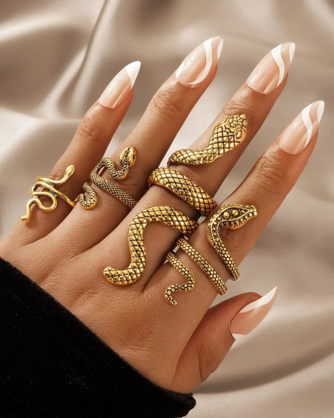 Ringset mit Schlangen-Design – Mystik und Eleganz